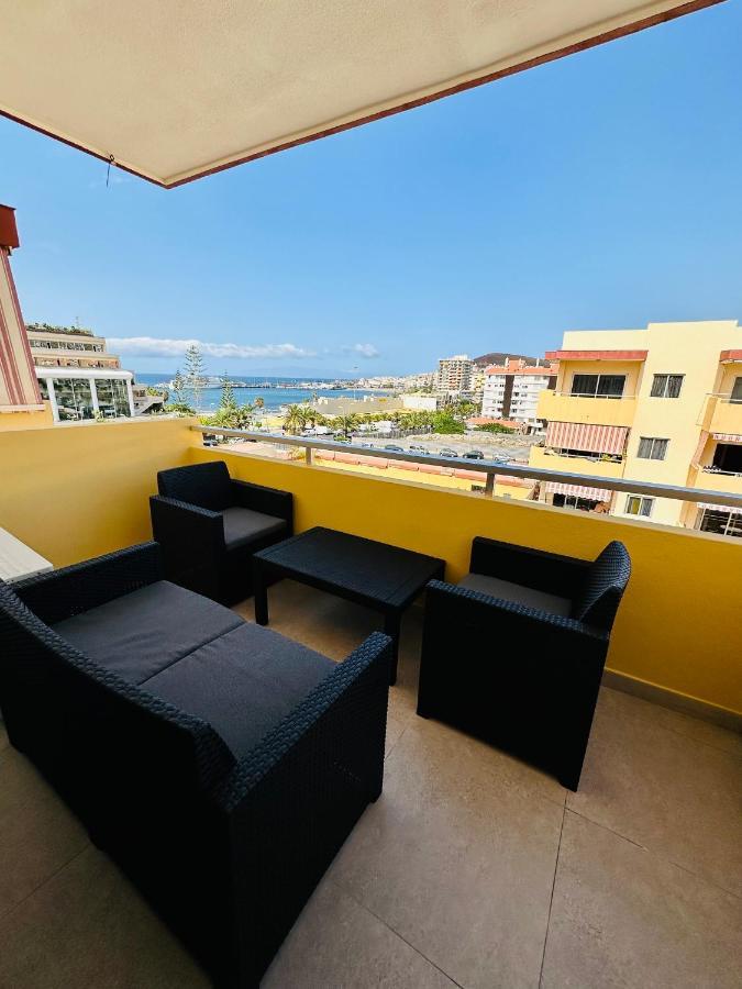 ארונה Newly Renovated Vistas Muelle De Los Cristianos Pier View Free Wifi מראה חיצוני תמונה